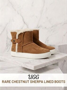 UGGs RARE Sherpa lined booties -  EUC!!!! size 9